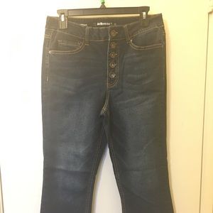 High waist blue jeans